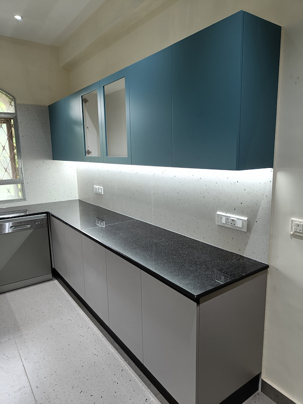 123 Kitchen detail 4